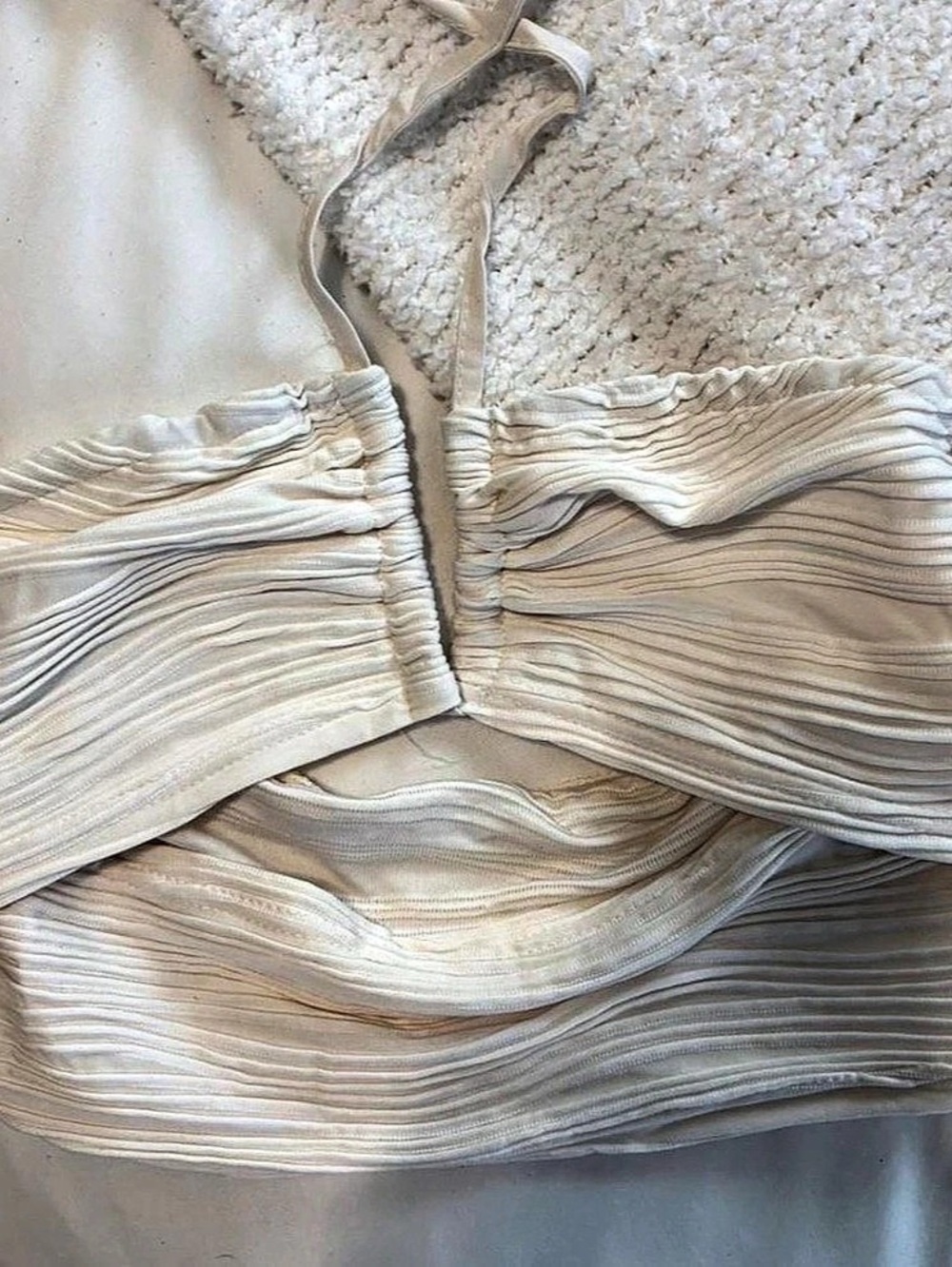 SHEIN Solid Color Pleated Halter Top Cream Medium